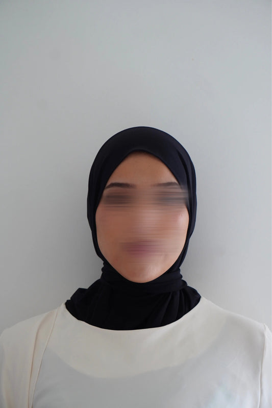 Hijab cagoule Noir – Léger, couvrant et confortable Hnynnamodesty