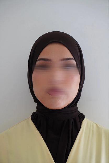 Hijab cagoule Marron – Léger, couvrant et confortable Hnynnamodesty